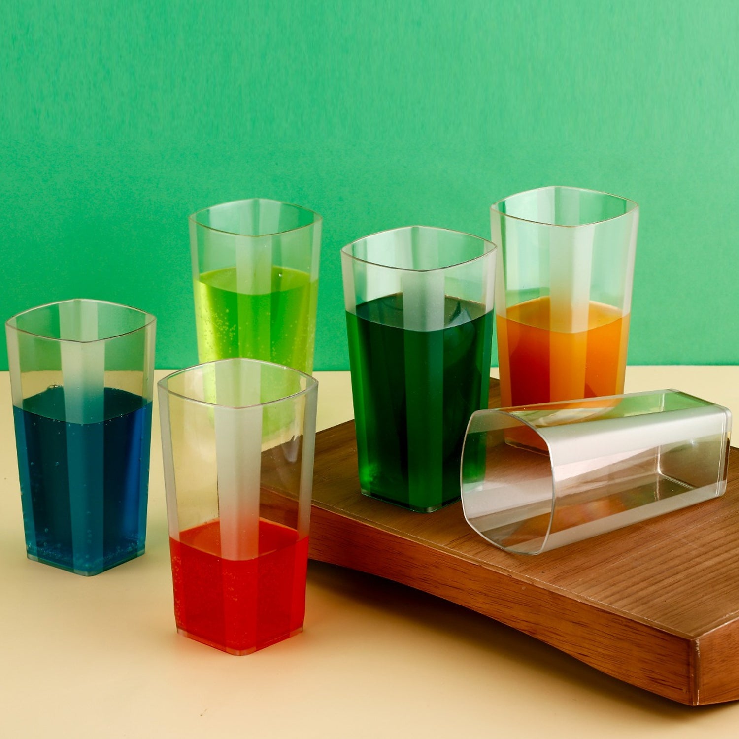 Unbreakable Stylish Plastic Glass Set
