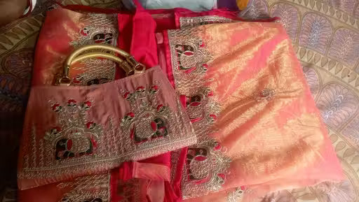 Super Net Banarasi Saree with Purse Free