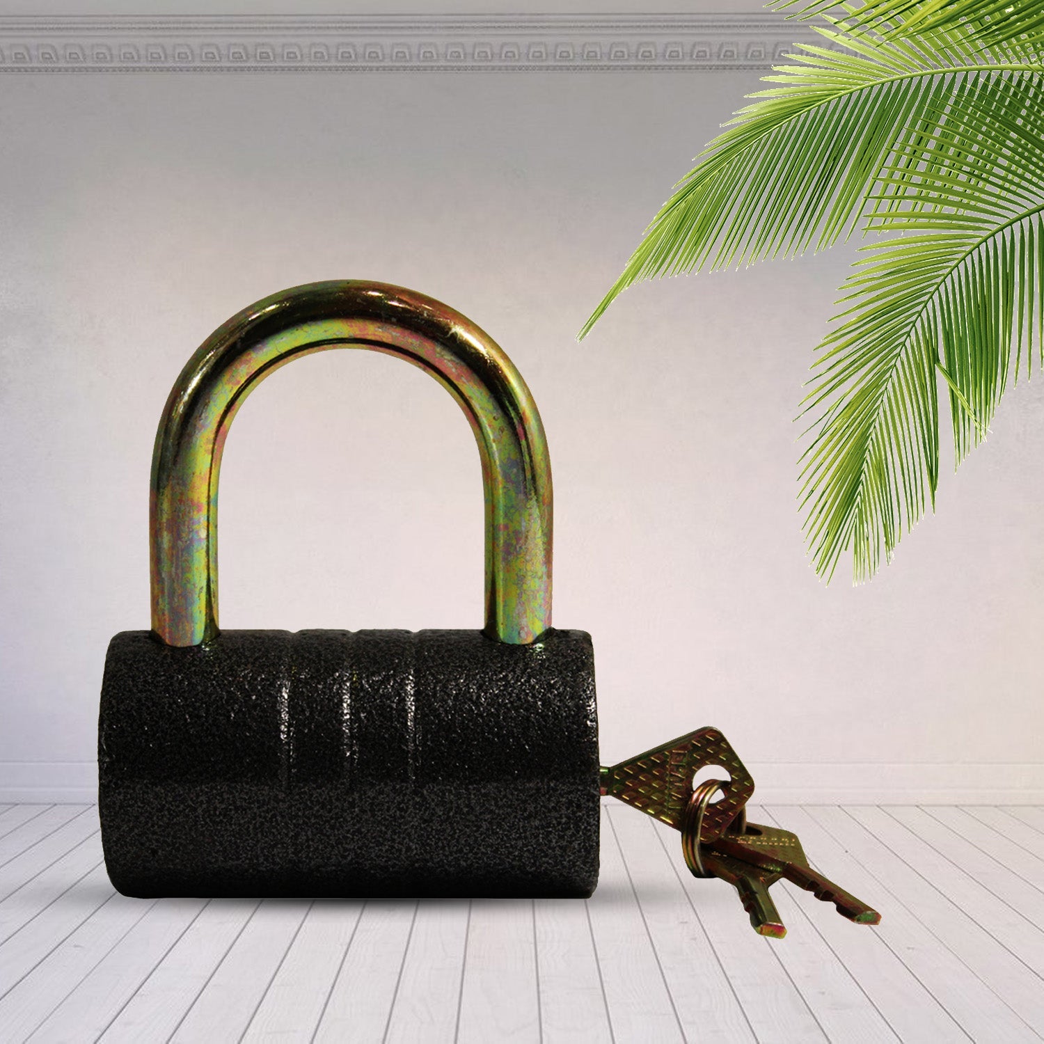 Heavy-Duty Iron Padlock – 82mm Black Spray Lock with Brass Core & 5 Keys, Waterproof & Anti-Theft
