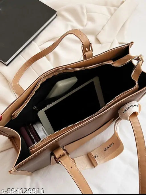 Women’s White Handbag | Solid Casual Tote